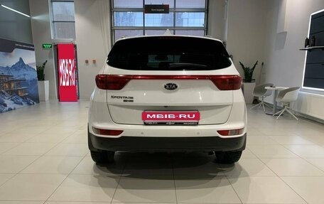KIA Sportage IV рестайлинг, 2017 год, 1 800 000 рублей, 5 фотография