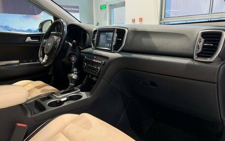 KIA Sportage IV рестайлинг, 2017 год, 1 800 000 рублей, 12 фотография