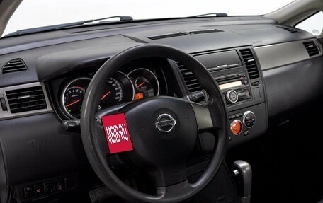 Nissan Tiida, 2011 год, 829 000 рублей, 10 фотография