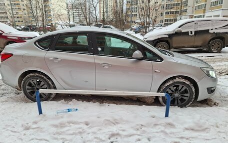 Opel Astra J, 2012 год, 500 000 рублей, 5 фотография