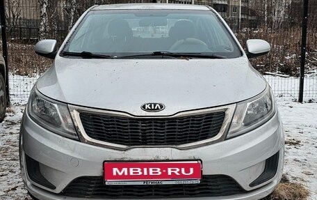 KIA Rio III рестайлинг, 2013 год, 890 000 рублей, 1 фотография