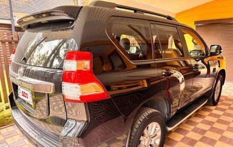 Toyota Land Cruiser Prado 150 рестайлинг 2, 2016 год, 4 850 000 рублей, 5 фотография