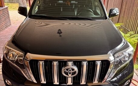 Toyota Land Cruiser Prado 150 рестайлинг 2, 2016 год, 4 850 000 рублей, 2 фотография