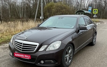 Mercedes-Benz E-Класс, 2010 год, 1 250 000 рублей, 20 фотография