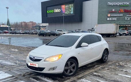 Opel Astra J, 2011 год, 4 фотография