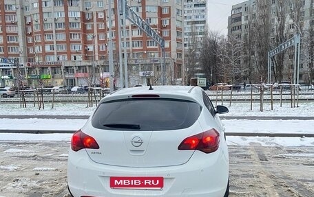 Opel Astra J, 2011 год, 6 фотография