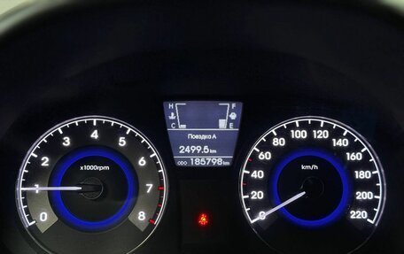 Hyundai Solaris II рестайлинг, 2011 год, 678 000 рублей, 9 фотография