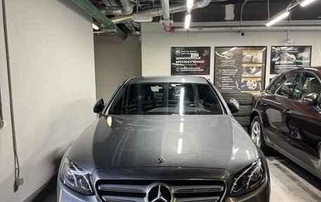 Mercedes-Benz E-Класс, 2019 год, 3 450 000 рублей, 3 фотография