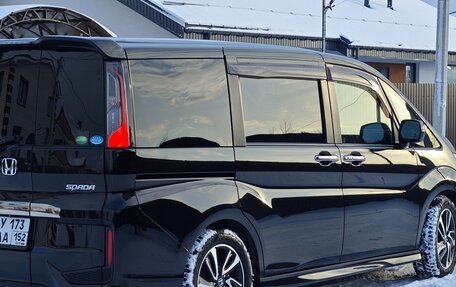 Honda Stepwgn IV, 2016 год, 2 150 000 рублей, 13 фотография