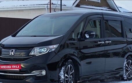 Honda Stepwgn IV, 2016 год, 2 150 000 рублей, 5 фотография