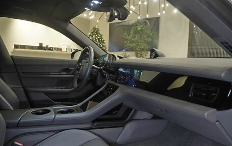 Porsche Taycan I, 2020 год, 7 350 000 рублей, 15 фотография