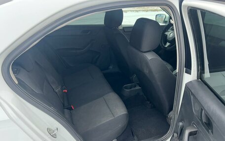 Skoda Rapid I, 2015 год, 689 000 рублей, 13 фотография