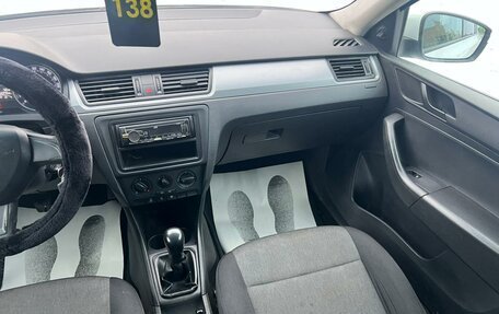 Skoda Rapid I, 2015 год, 689 000 рублей, 17 фотография