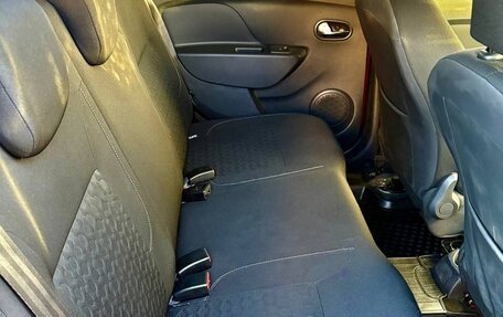 Renault Sandero II рестайлинг, 2014 год, 635 000 рублей, 13 фотография