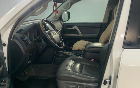 Toyota Land Cruiser 200, 2009 год, 2 600 000 рублей, 5 фотография