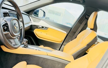 Volvo XC90 II рестайлинг, 2018 год, 3 490 000 рублей, 10 фотография