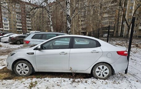 KIA Rio III рестайлинг, 2013 год, 890 000 рублей, 5 фотография