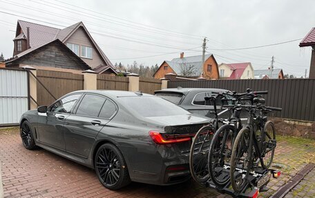 BMW 7 серия, 2019 год, 9 850 000 рублей, 2 фотография