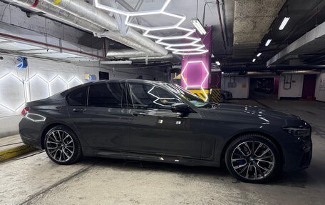 BMW 7 серия, 2019 год, 9 850 000 рублей, 10 фотография
