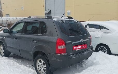 Hyundai Tucson III, 2007 год, 940 000 рублей, 3 фотография