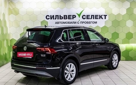 Volkswagen Tiguan II, 2017 год, 2 449 000 рублей, 2 фотография