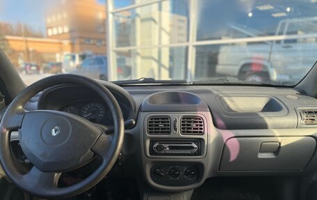 Renault Symbol I, 2002 год, 185 000 рублей, 5 фотография