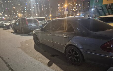 Mercedes-Benz E-Класс, 2004 год, 1 000 000 рублей, 2 фотография