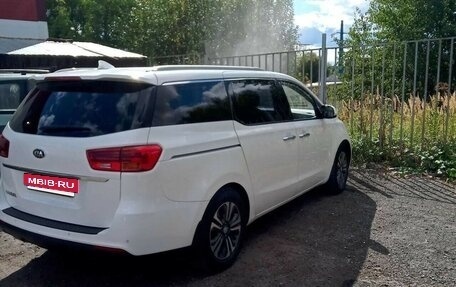 KIA Carnival III, 2019 год, 2 999 999 рублей, 3 фотография