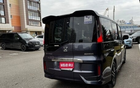 Honda Stepwgn IV, 2015 год, 1 950 000 рублей, 6 фотография