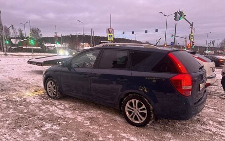 KIA cee'd I рестайлинг, 2010 год, 850 000 рублей, 2 фотография