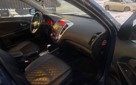 KIA cee'd I рестайлинг, 2010 год, 850 000 рублей, 11 фотография