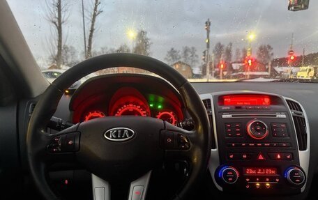KIA cee'd I рестайлинг, 2010 год, 850 000 рублей, 10 фотография