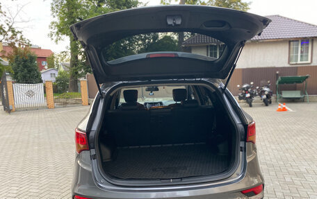 Hyundai Santa Fe III рестайлинг, 2016 год, 2 000 000 рублей, 2 фотография