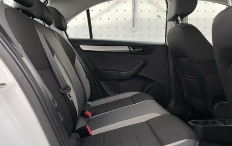 Skoda Rapid I, 2017 год, 1 160 000 рублей, 13 фотография