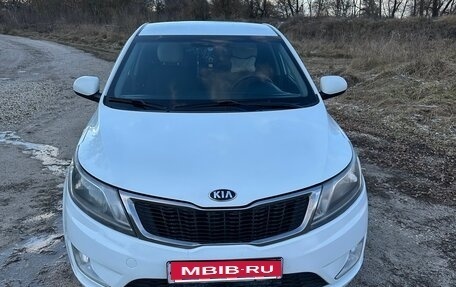 KIA Rio III рестайлинг, 2014 год, 800 000 рублей, 1 фотография