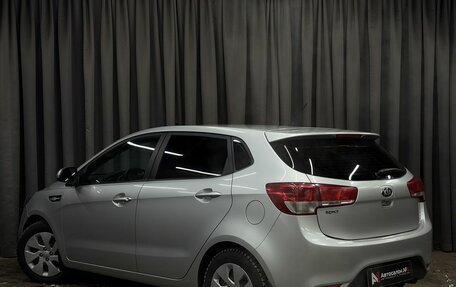 KIA Rio III рестайлинг, 2016 год, 989 777 рублей, 2 фотография