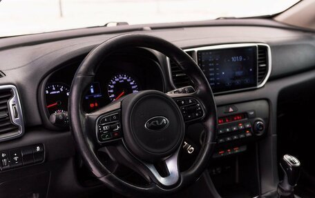 KIA Sportage IV рестайлинг, 2018 год, 1 678 000 рублей, 5 фотография