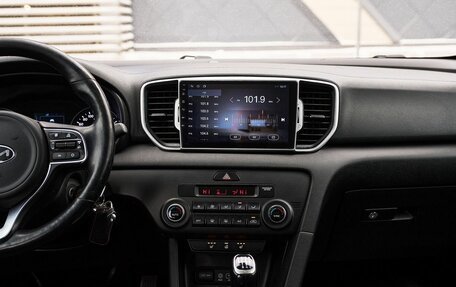 KIA Sportage IV рестайлинг, 2018 год, 1 678 000 рублей, 15 фотография