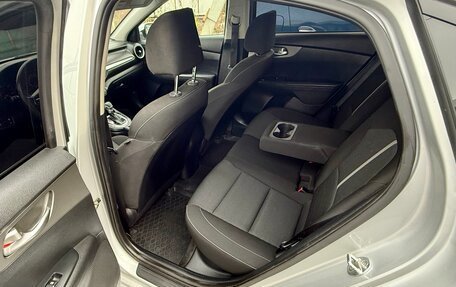 KIA Cerato IV, 2019 год, 1 650 000 рублей, 9 фотография
