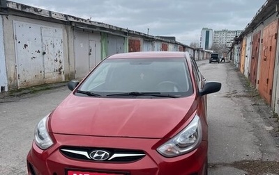 Hyundai Solaris II рестайлинг, 2013 год, 470 000 рублей, 1 фотография