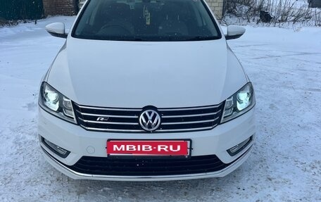 Volkswagen Passat B7, 2014 год, 1 698 000 рублей, 1 фотография