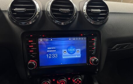 Audi TT, 2011 год, 2 499 999 рублей, 33 фотография