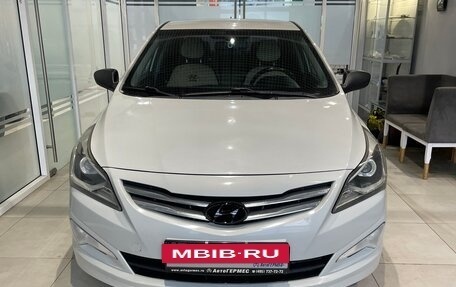 Hyundai Solaris II рестайлинг, 2015 год, 925 000 рублей, 2 фотография