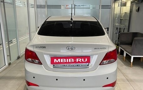 Hyundai Solaris II рестайлинг, 2015 год, 925 000 рублей, 3 фотография