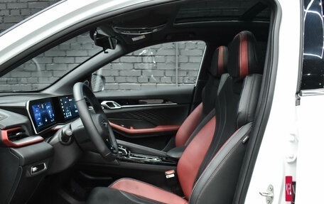 Geely Coolray I, 2024 год, 2 600 000 рублей, 19 фотография