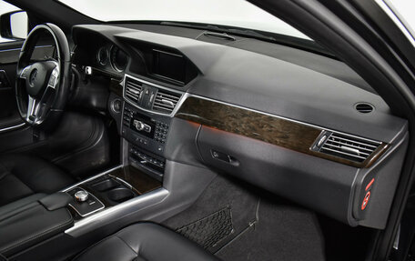 Mercedes-Benz E-Класс, 2012 год, 1 690 000 рублей, 11 фотография