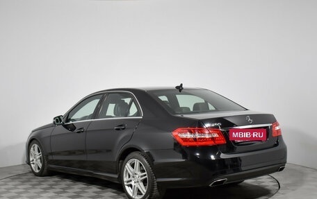 Mercedes-Benz E-Класс, 2012 год, 1 690 000 рублей, 7 фотография