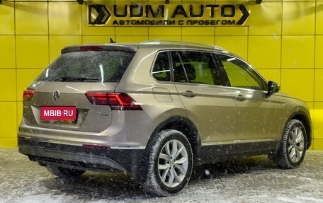 Volkswagen Tiguan II, 2017 год, 2 499 000 рублей, 5 фотография