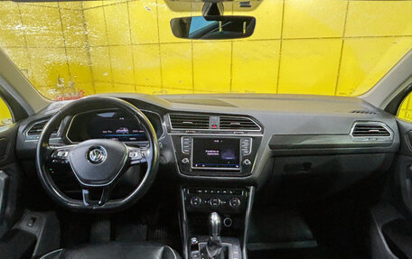 Volkswagen Tiguan II, 2017 год, 2 499 000 рублей, 20 фотография