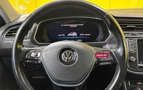 Volkswagen Tiguan II, 2017 год, 2 499 000 рублей, 19 фотография